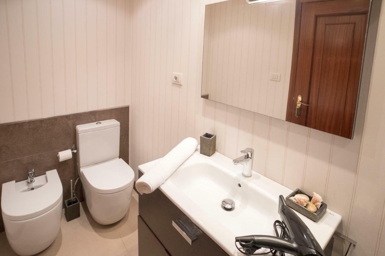 Jacobeando Apartment Sarria Bagian luar foto